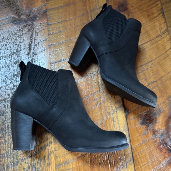 UGG Cobie II black nubuck leather ankle boots with stacked block heel Size 7.5 - Picture 4 of 10